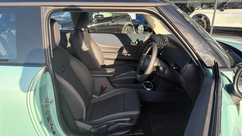 MINI Cooper 1.5 C Sport [Level 1] 3dr Auto Petrol Hatchback